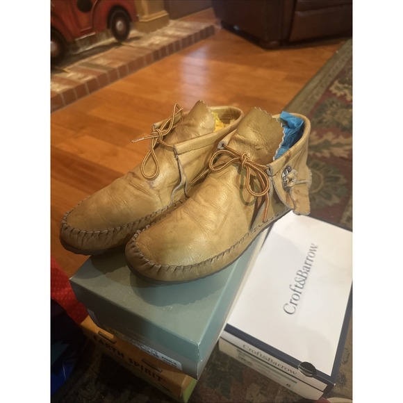 Vintage Taos Moccasins Leather  Size 7 - Picture 1 of 4